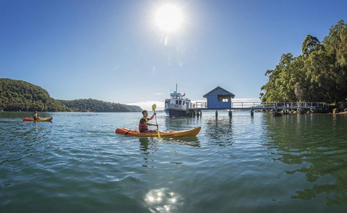 Friends_kayaking