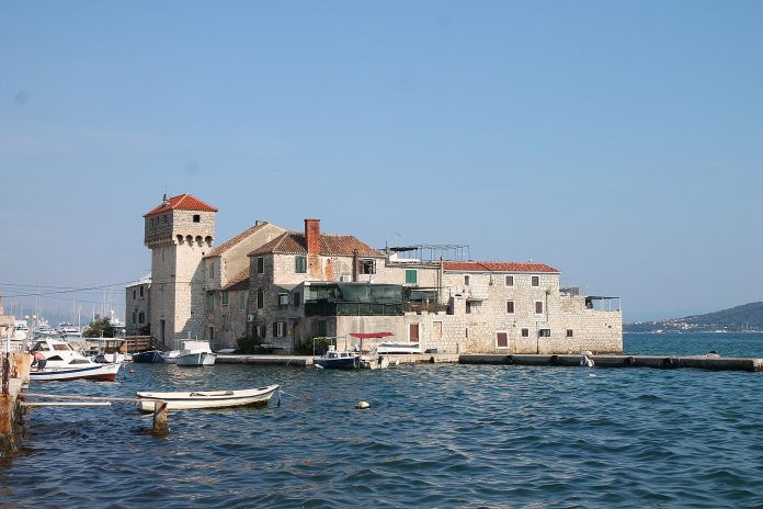 kastel gomilica