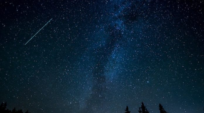Halley’s comet Meteor Shower Will Light Up the Sky With Shooting Stars This October Halley's comet Meteor Shower Will Light Up the Sky With Shooting Stars This October