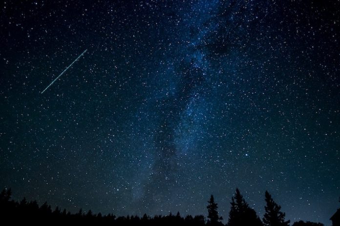 Halley's comet Meteor Shower Will Light Up the Sky With Shooting Stars This October